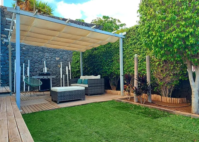 Duplex With Sea Views, Garden And Terrace