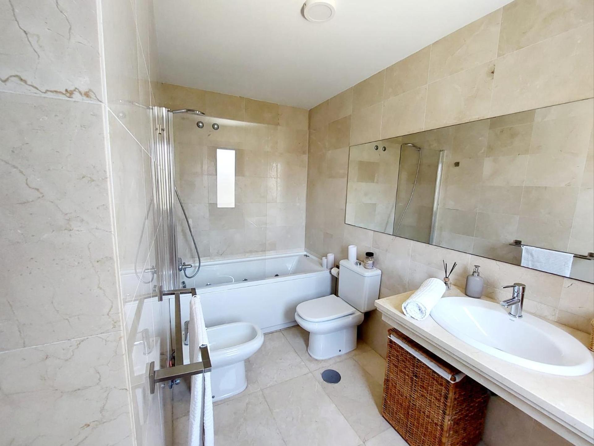 Duplex With Sea Views, Garden And Terrace Appartamento *
